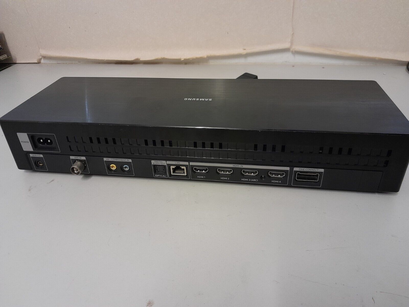 GENUINE SAMSUNG 65Q90, 75Q85, Q80 ONE CONNECT BOX & CABLE SOC1003RB