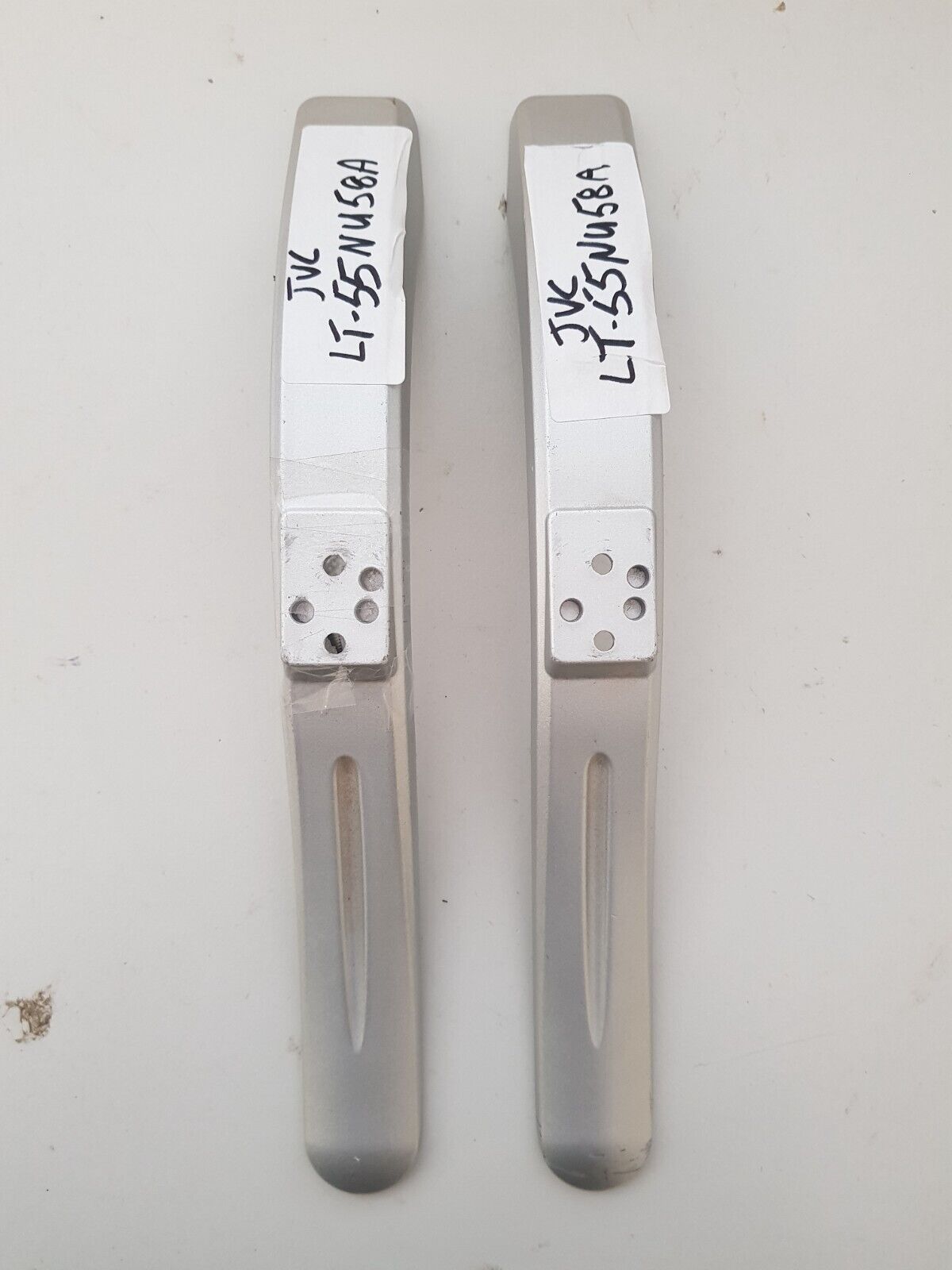 GENUINE JVC LT-55NU58A L&R FEET & SCREWS