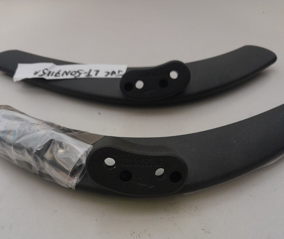 GENUINE JVC LT-50N7115A L&R FEET & SCREWS