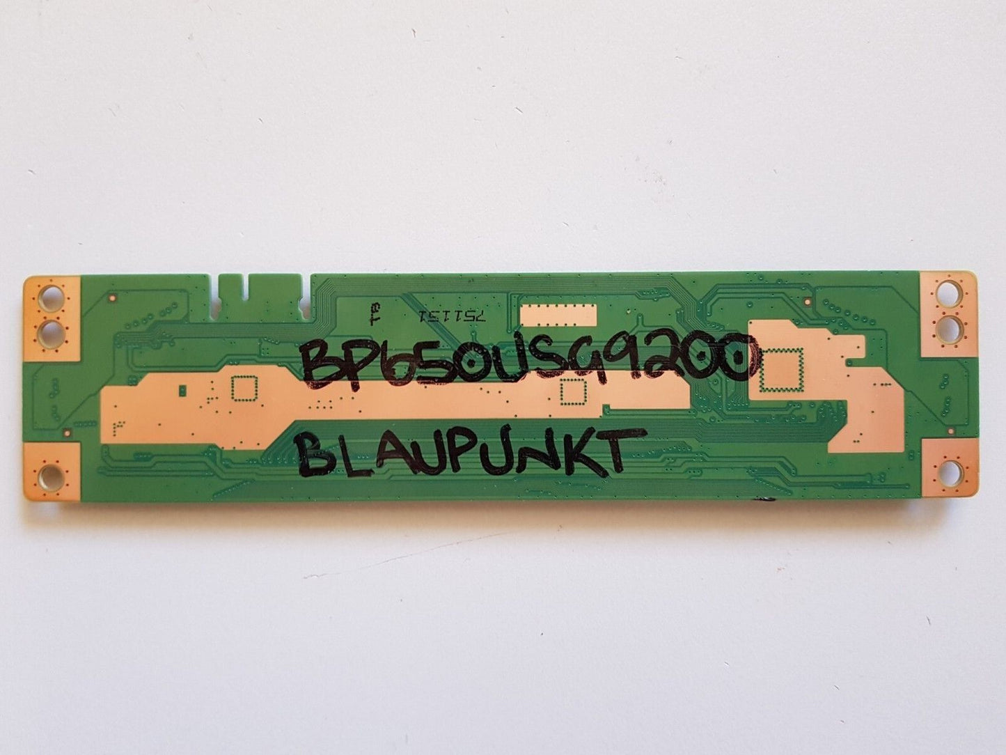 GENUINE BLAUPUNKT BP650USG9200 T-CON BOARD RUNTK0001GV TACDA010