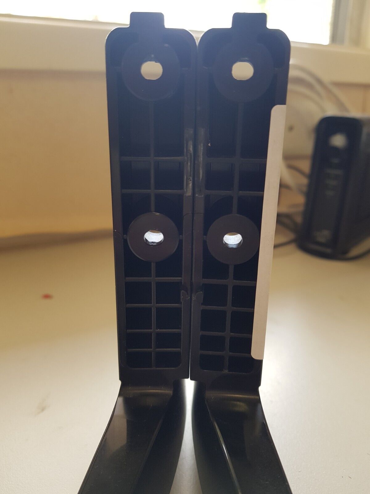 GENUINE LG 49LH570T L&R FEET