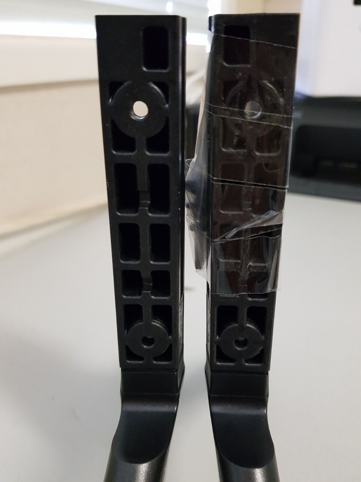 GENUINE SAMSUNG UA49NU7100 UA55NU7100 L&R FEET & SCREWS