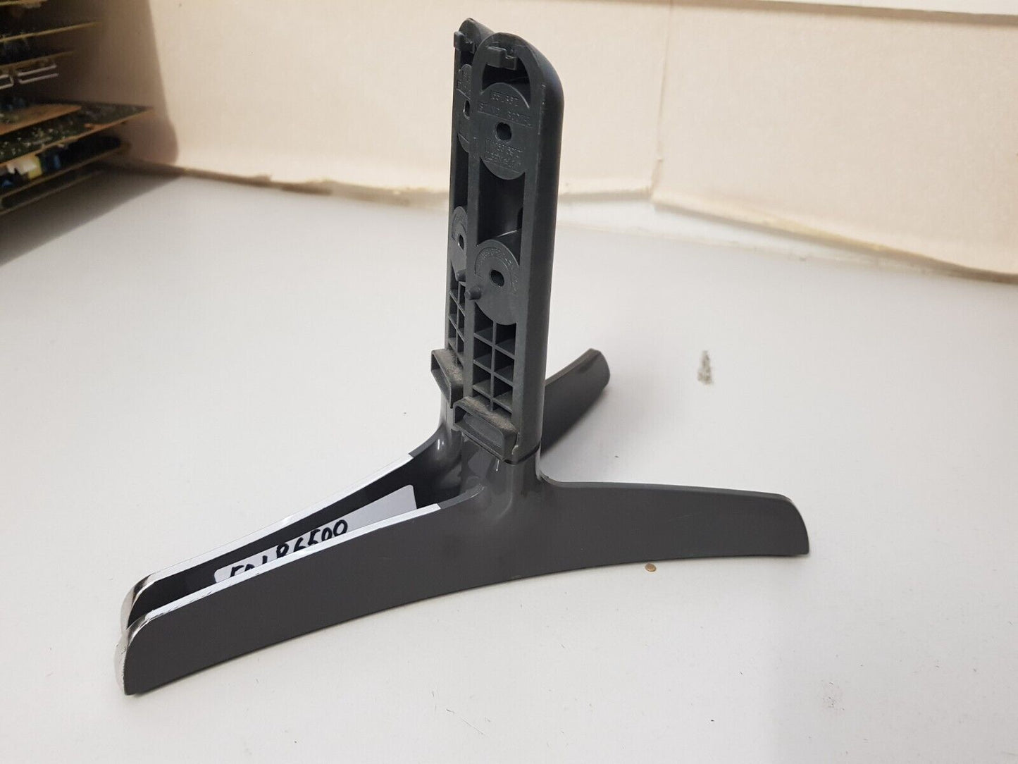 GENUINE LG 50LB6500 L&R FEET