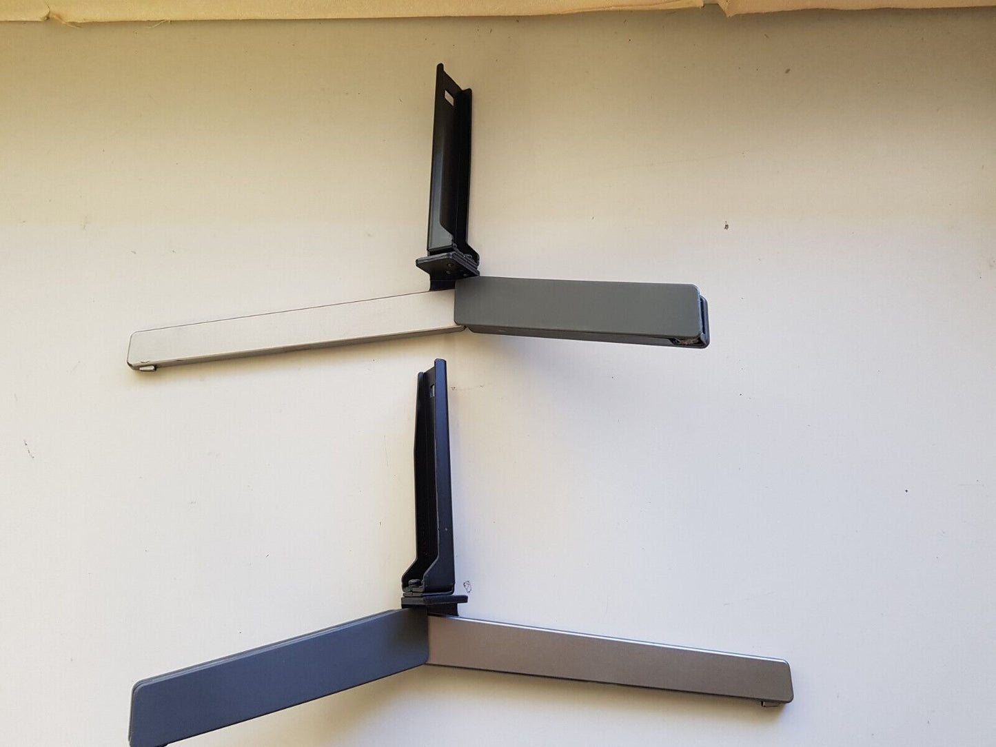 GENUINE SONY KD-75X8000G L&R FEET