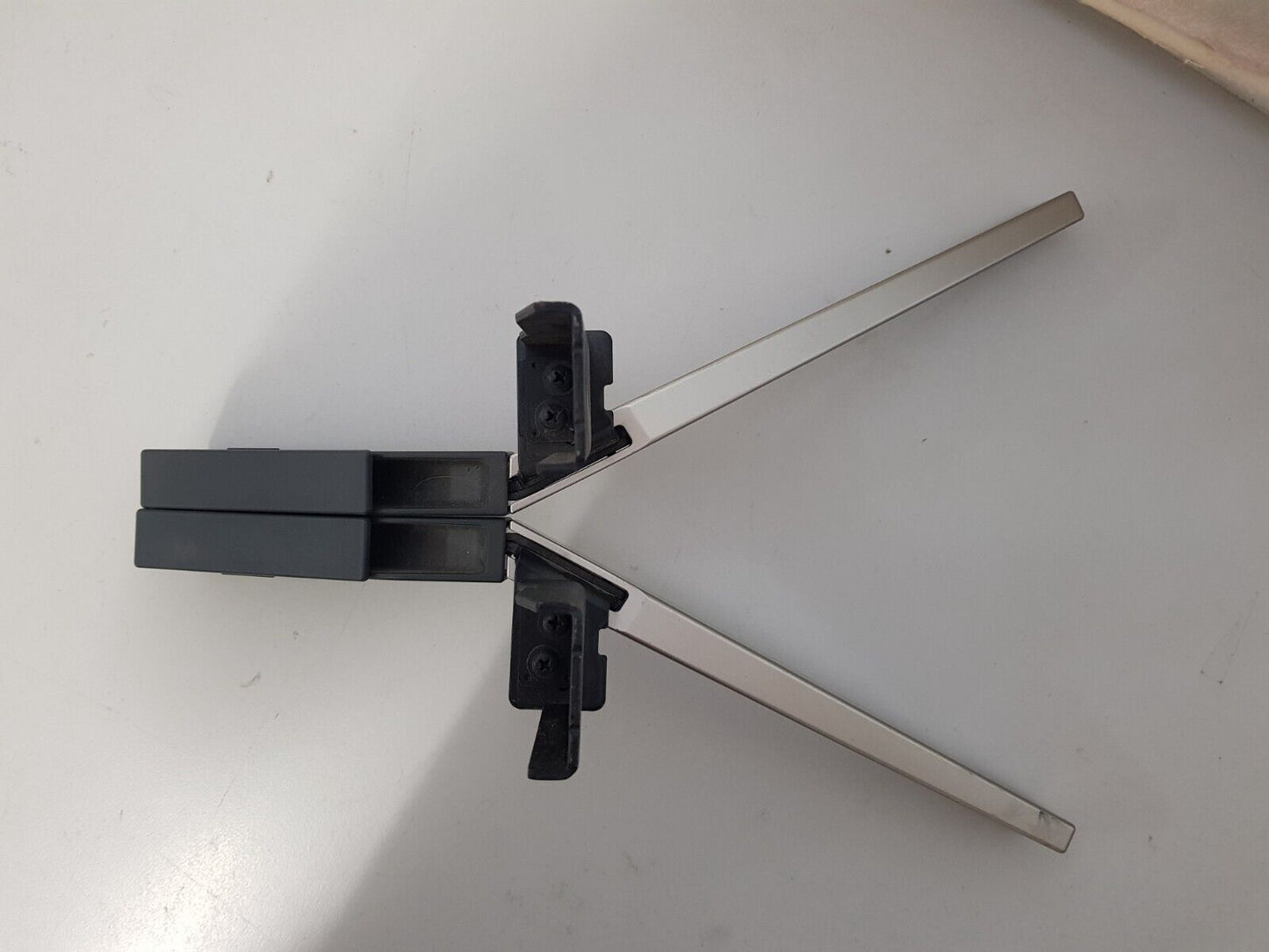 GENUINE SONY 55X7500F 65X7500F L&R FEET