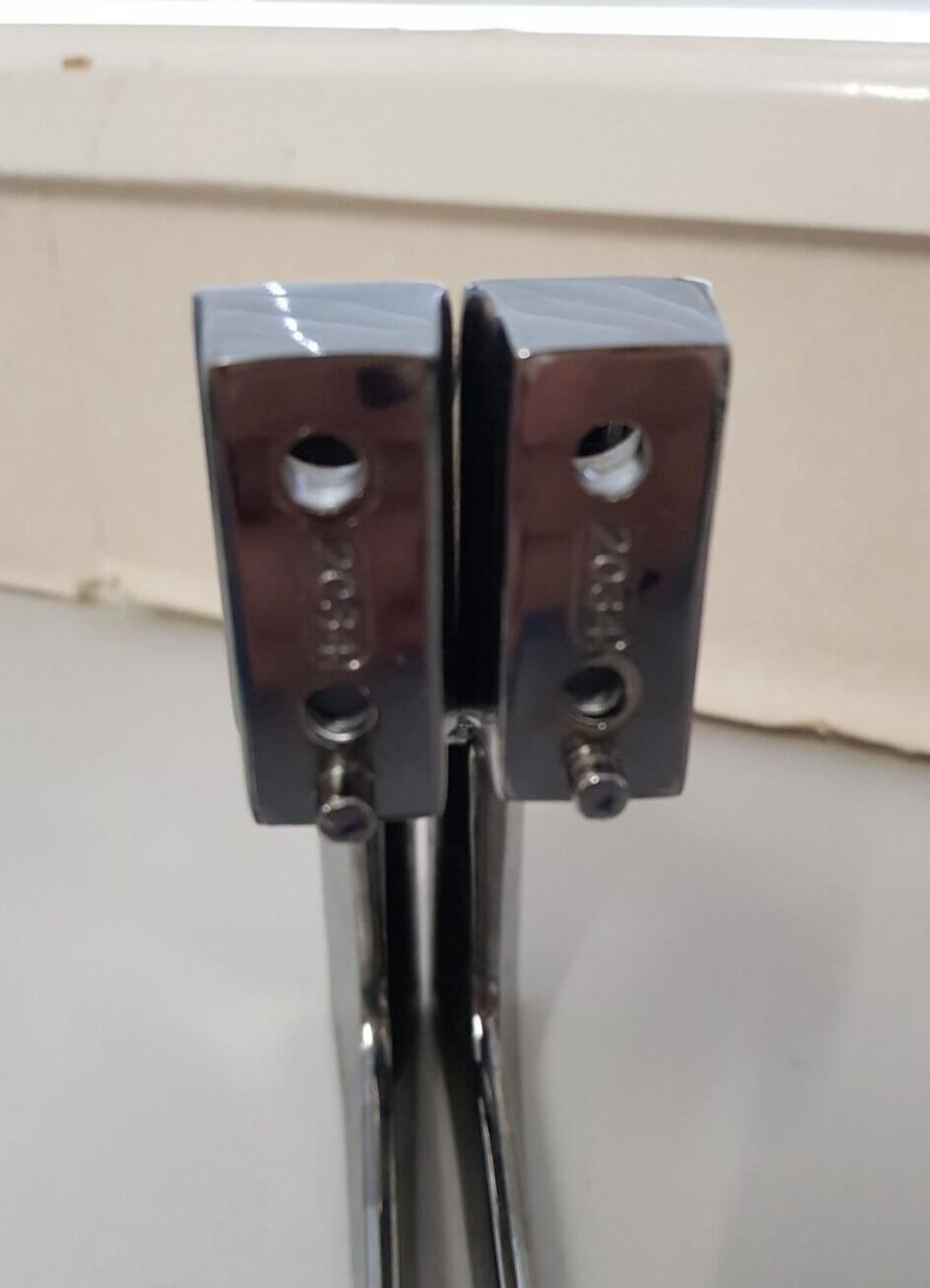 GENUINE HISENSE 65U9G L&R FEET