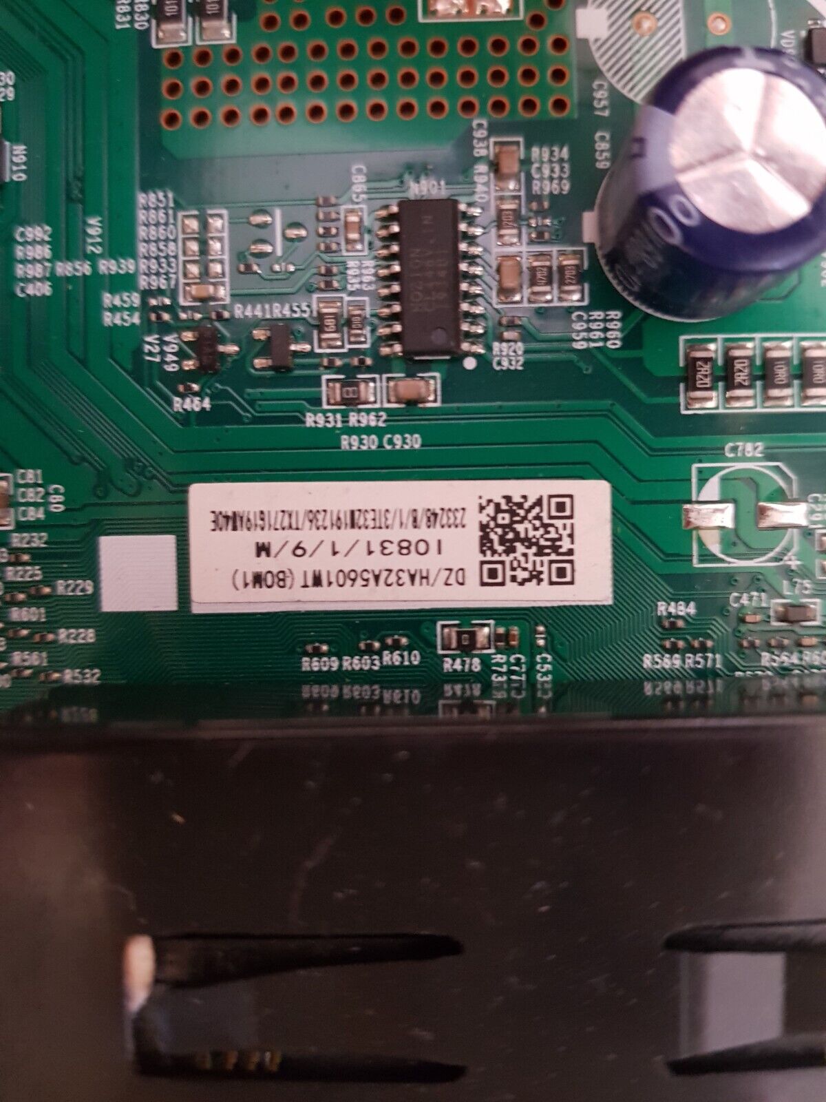 GENUINE HISENSE 32P4 MAIN BOARD RSAG7.820.7924 DZ/HA32A5601WT 10831