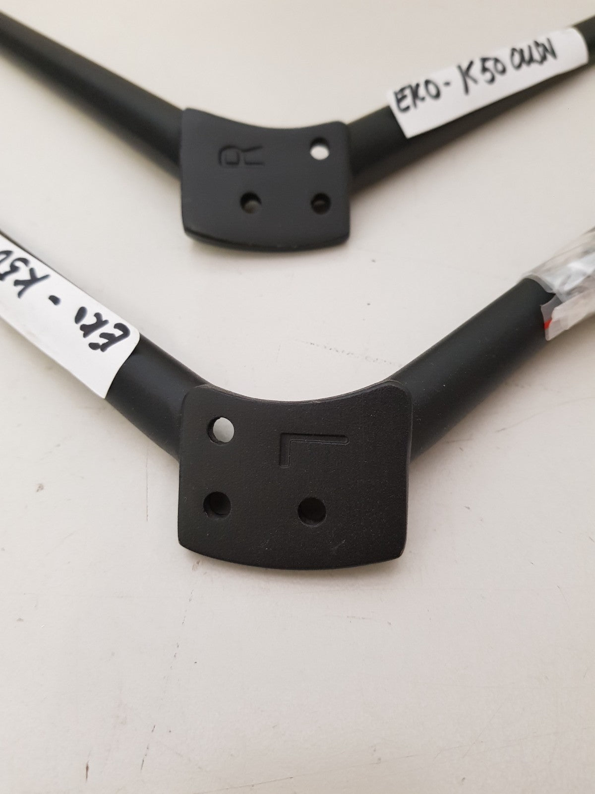 EKO K500USN L&R FEET & SCREWS