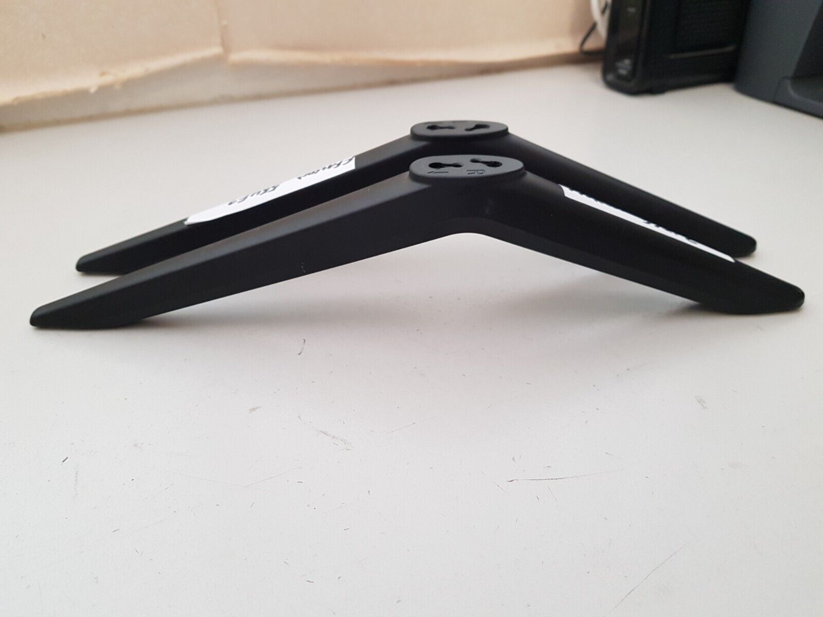 GENUINE FFALCON 55UF2 L&R FEET