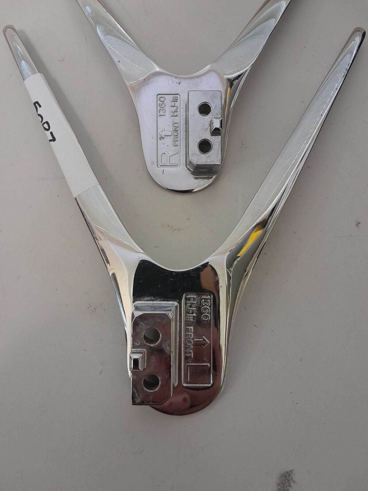 GENUINE HISENSE 50P7 L&R FEET