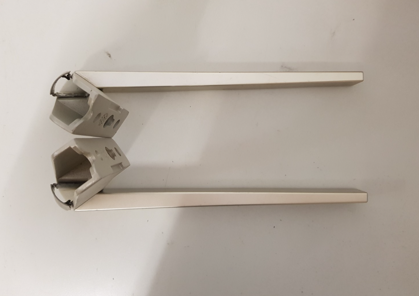 GENUINE SONY 55X9000F L&R FEET