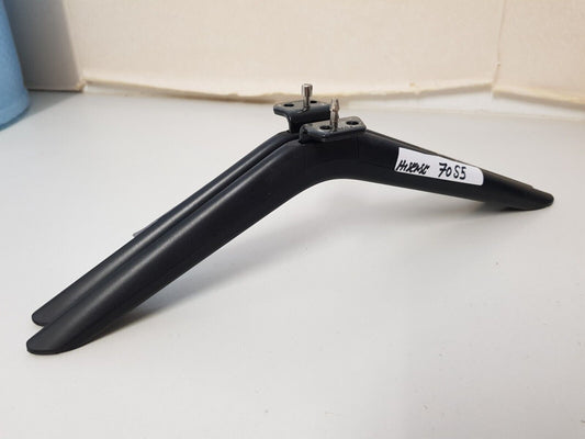 GENUINE HISENSE 70S5 L&R FEET & SCREWS