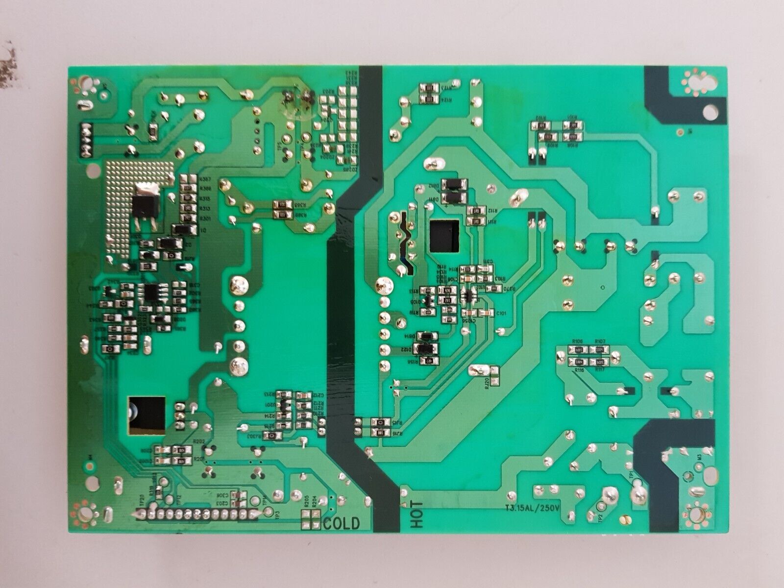 GENUINE BAUHN ATV40FHDG-0721 POWER SUPPLY BOARD TV3904-ZC02-01