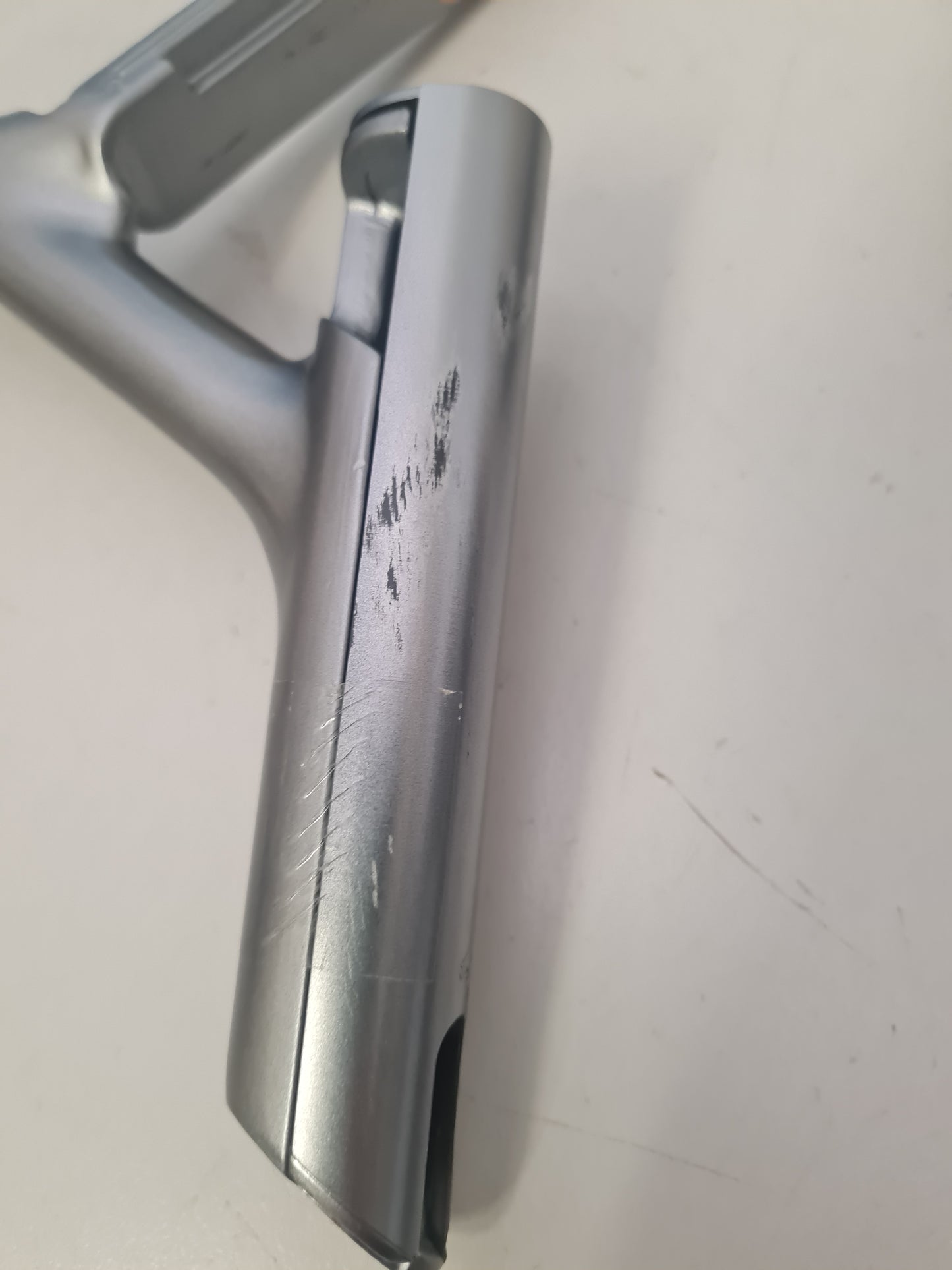 SAMSUNG QA55Q75RAW L&R FEET/STAND BN96-48199D BN96-48200D