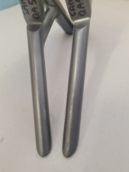 SAMSUNG QA55Q75RAW L&R FEET/STAND BN96-48199D BN96-48200D