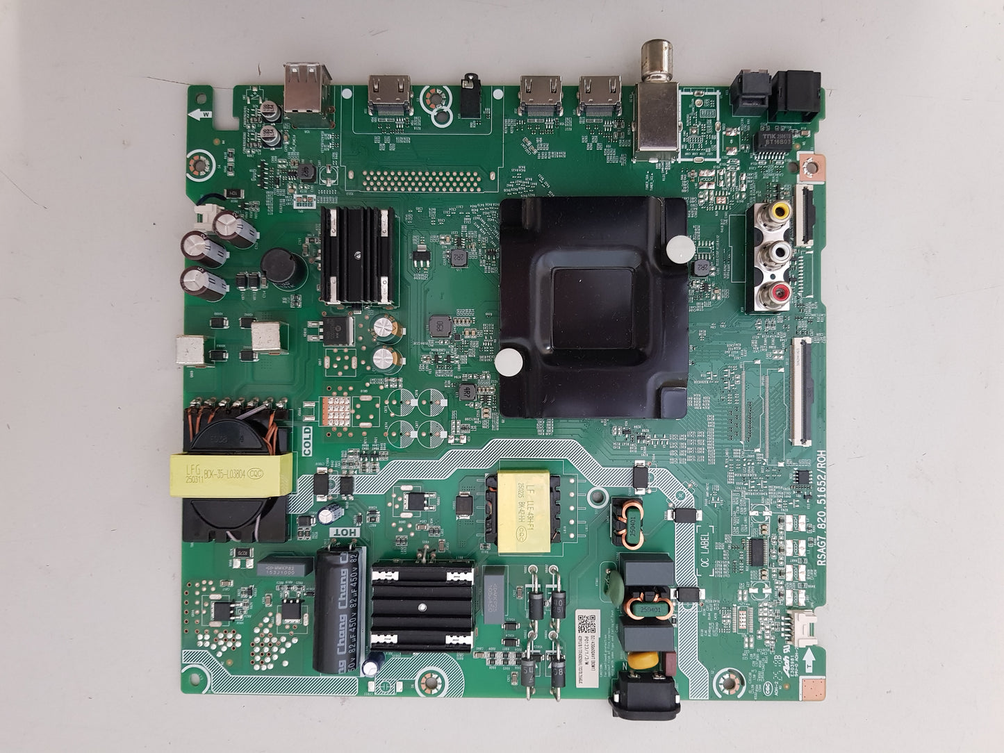HISENSE 43Q6QAU MAIN BOARD RSAG7.820.51652 43Q60QAVT 423913