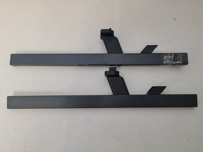 HISENSE 75A7KAU L&R FEET/STAND & SCREWS