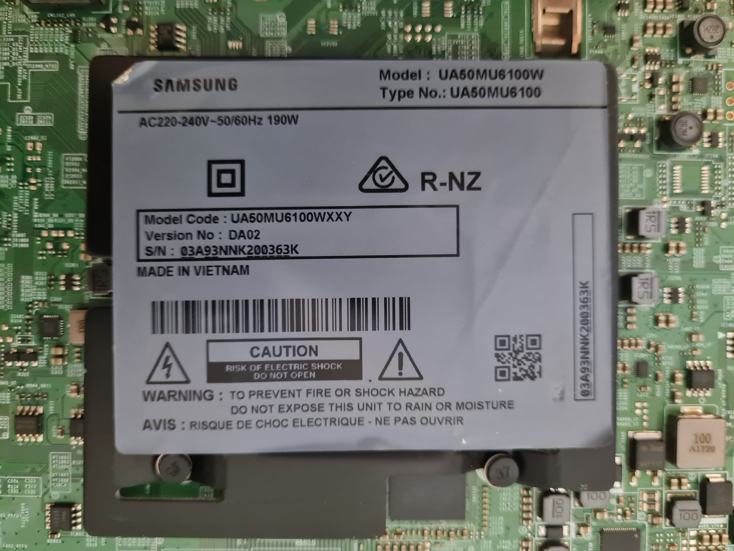 SAMSUNG UA50MU6100 WXXY (VER DA02) MAIN BOARD BN94-12432E