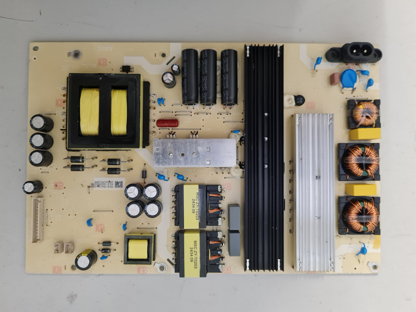 EKO K750UGTWQ POWER SUPPLY BOARD TV7503-ZC02-02 E021M830-A2
