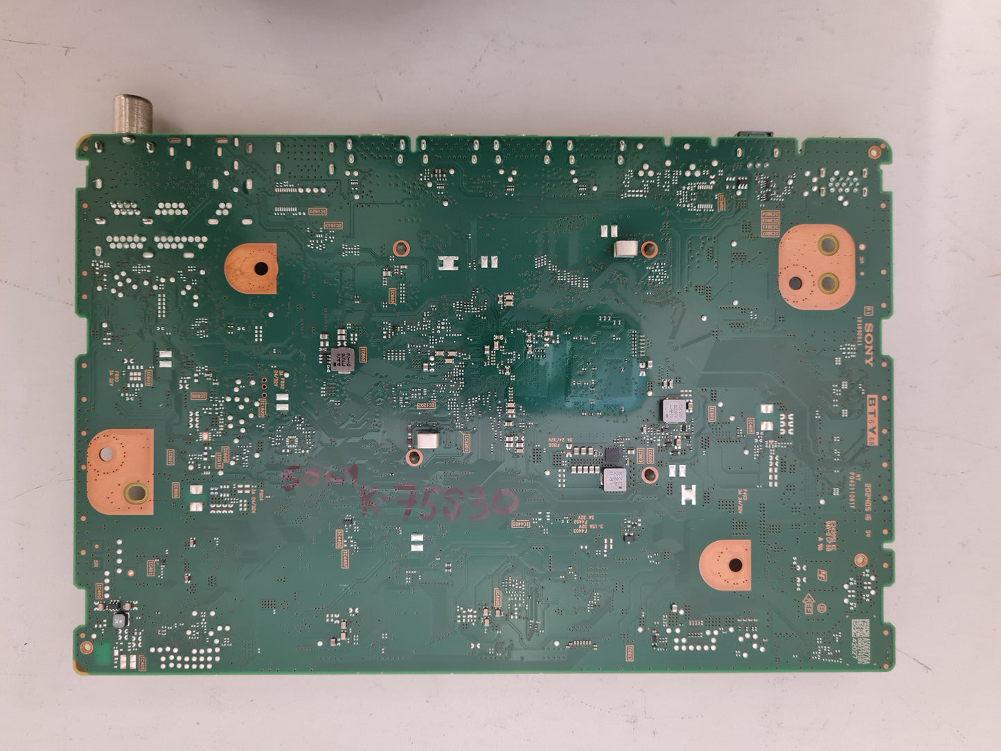 SONY K- 75S30 MAIN BOARD BT6Y68 101892611 A5069226A
