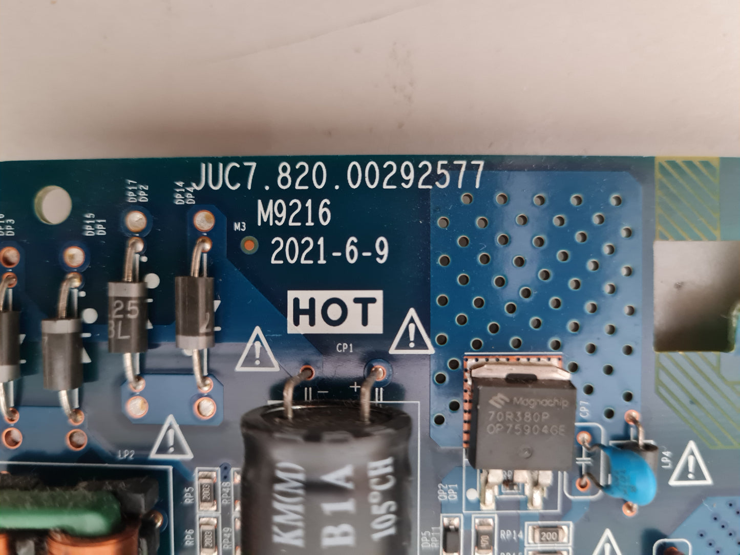 KOGAN KALED40RF9310STA MAIN BOARD JUC7.820.00292577