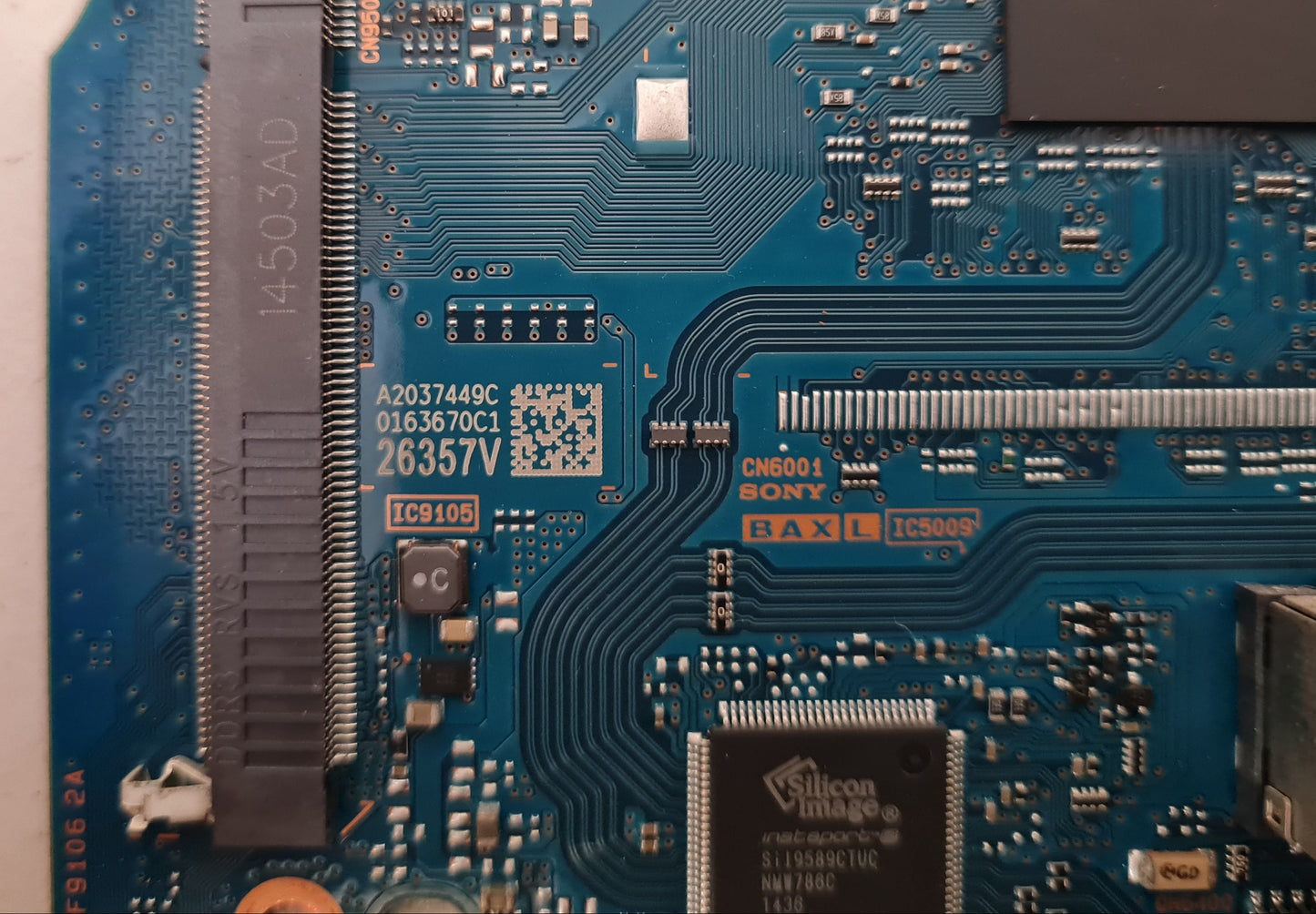 SONY KDL- 60W600B MAIN BOARD & TUS BOARD BAXL A2037449C 173457413 1-889-202-13 & TUSA A2067052B 1-894-336-12 173543312