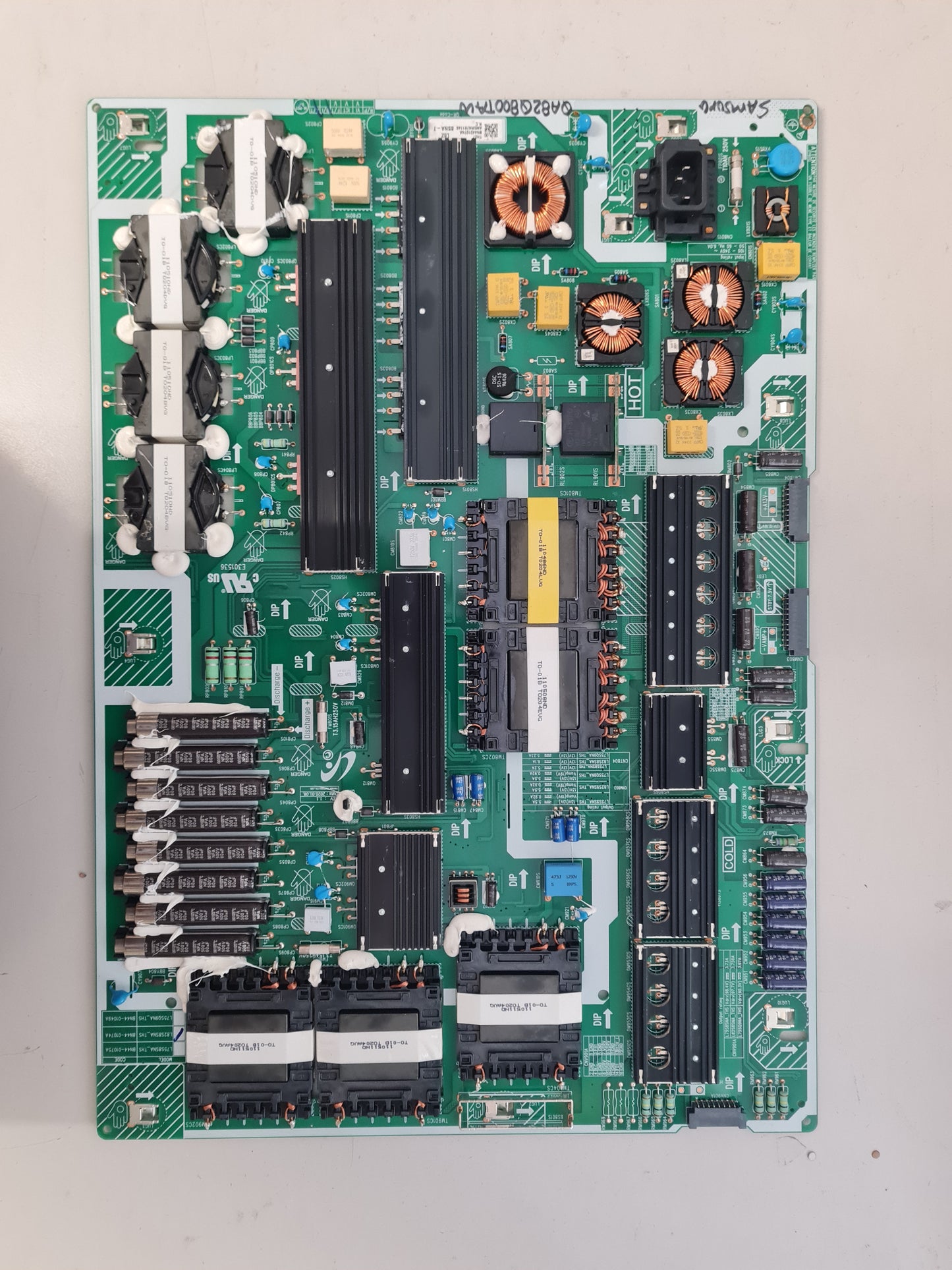 SAMSUNG QA82Q800TAW POWER SUPPLY BOARD BN44-01074A L82S8NA_THS