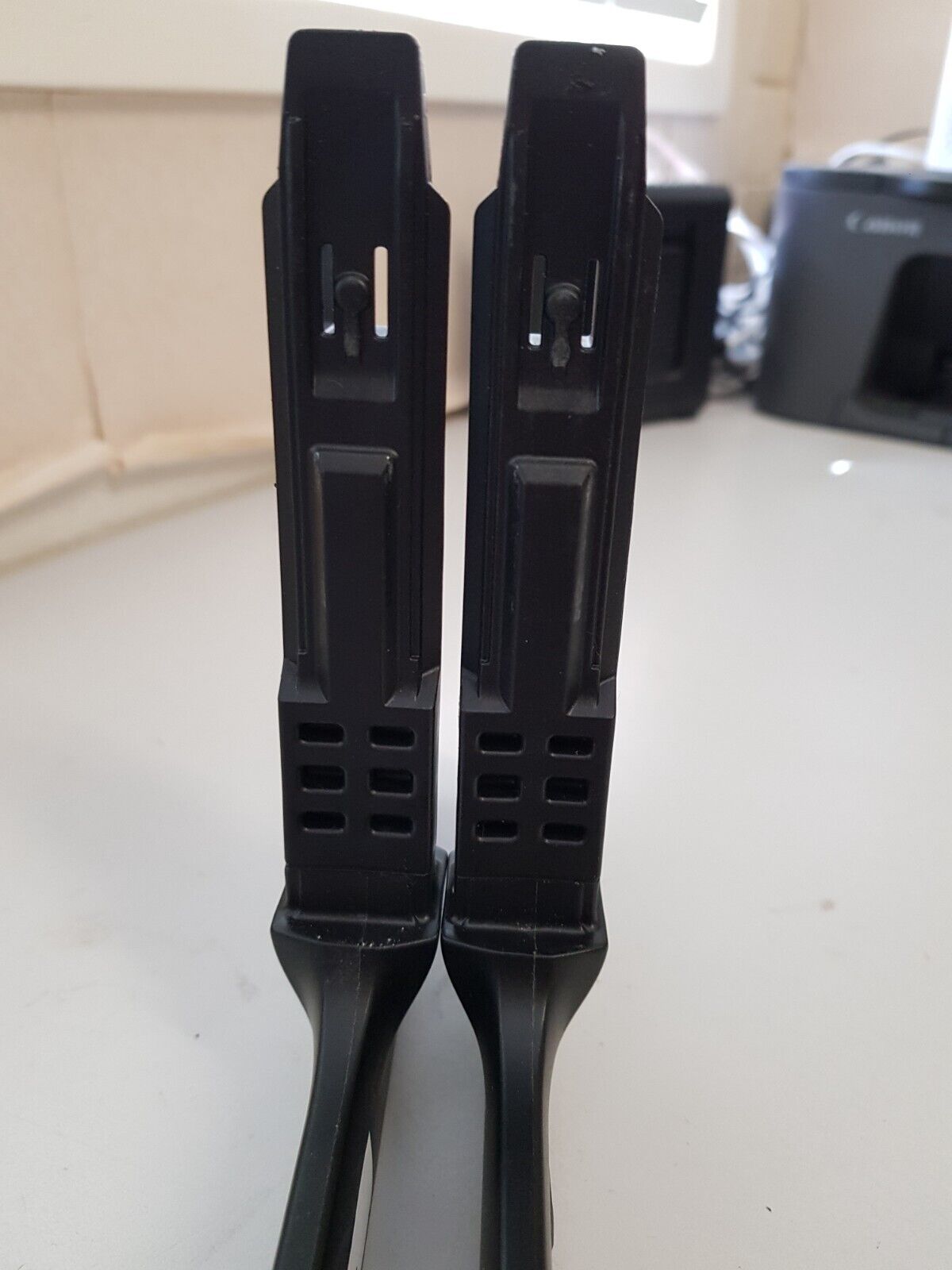 GENUINE SAMSUNG 55LS03T L&R FEET BN63-18842X
