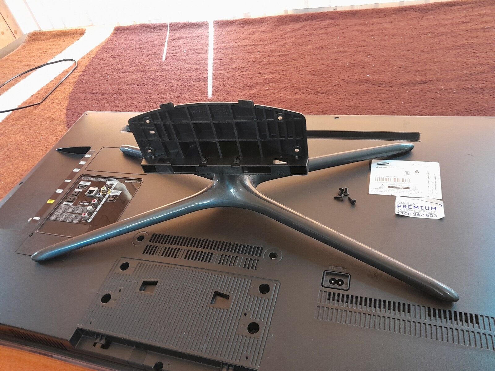 GENUINE SAMSUNG UA40F6400 STAND & SCREWS