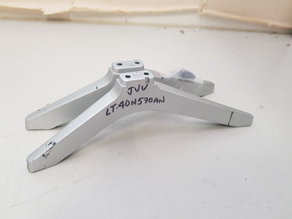 JVC LT-40N570AN L&R FEET & SCREWS