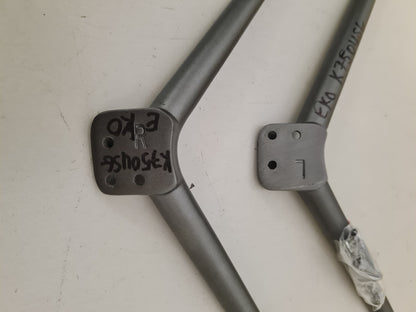 EKO K750USG L&R FEET & SCREWS