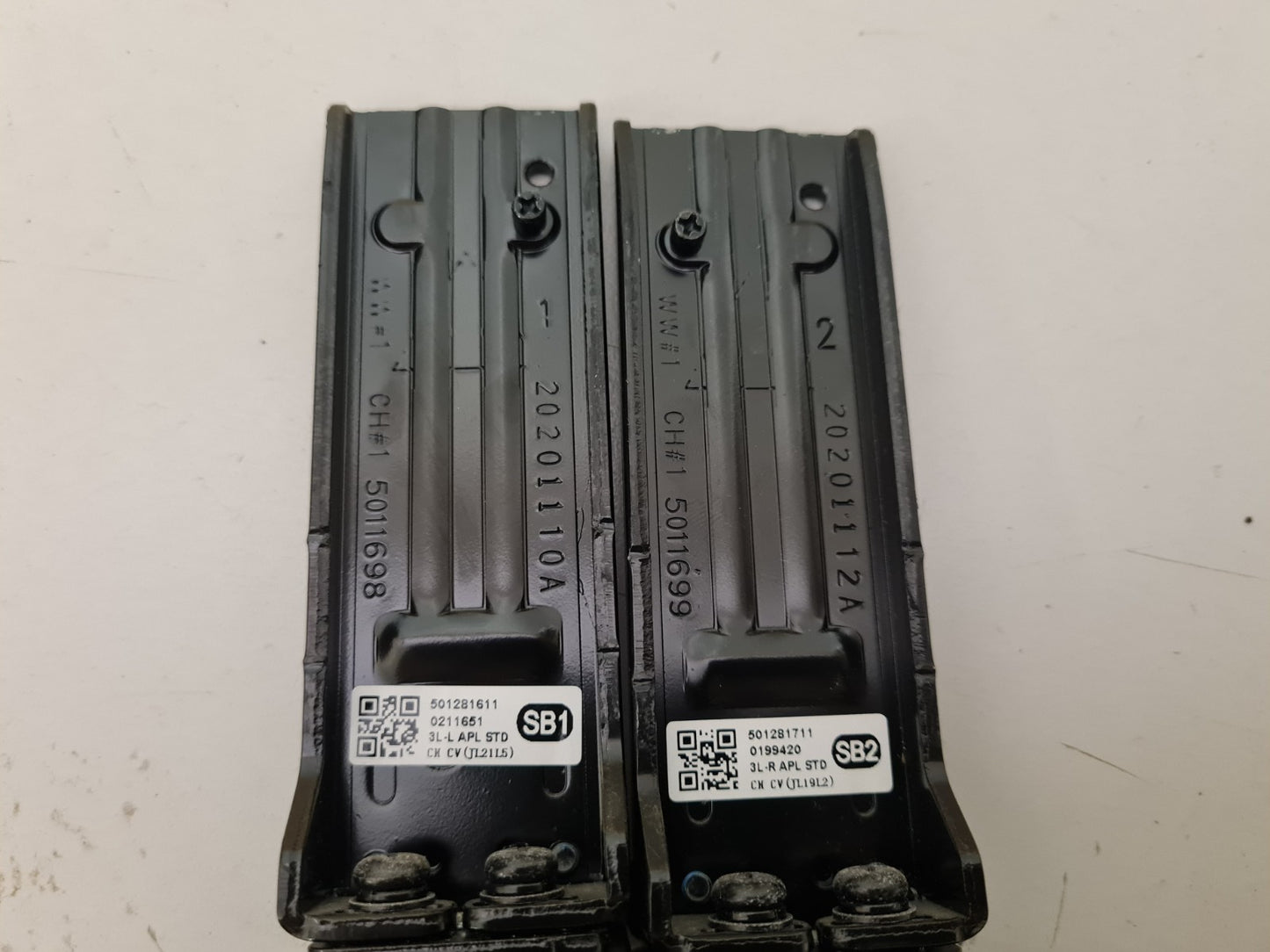 SONY 75X9000H L&R FEET