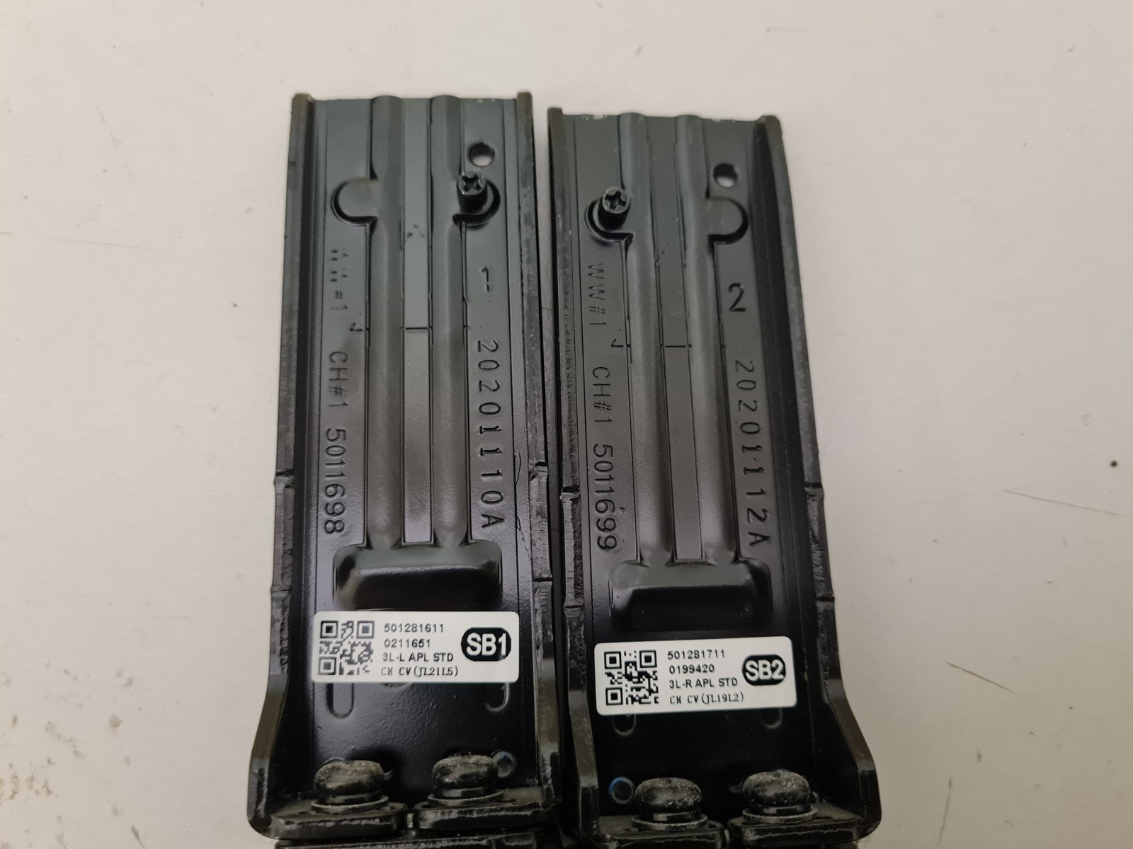 SONY 75X9000H L&R FEET