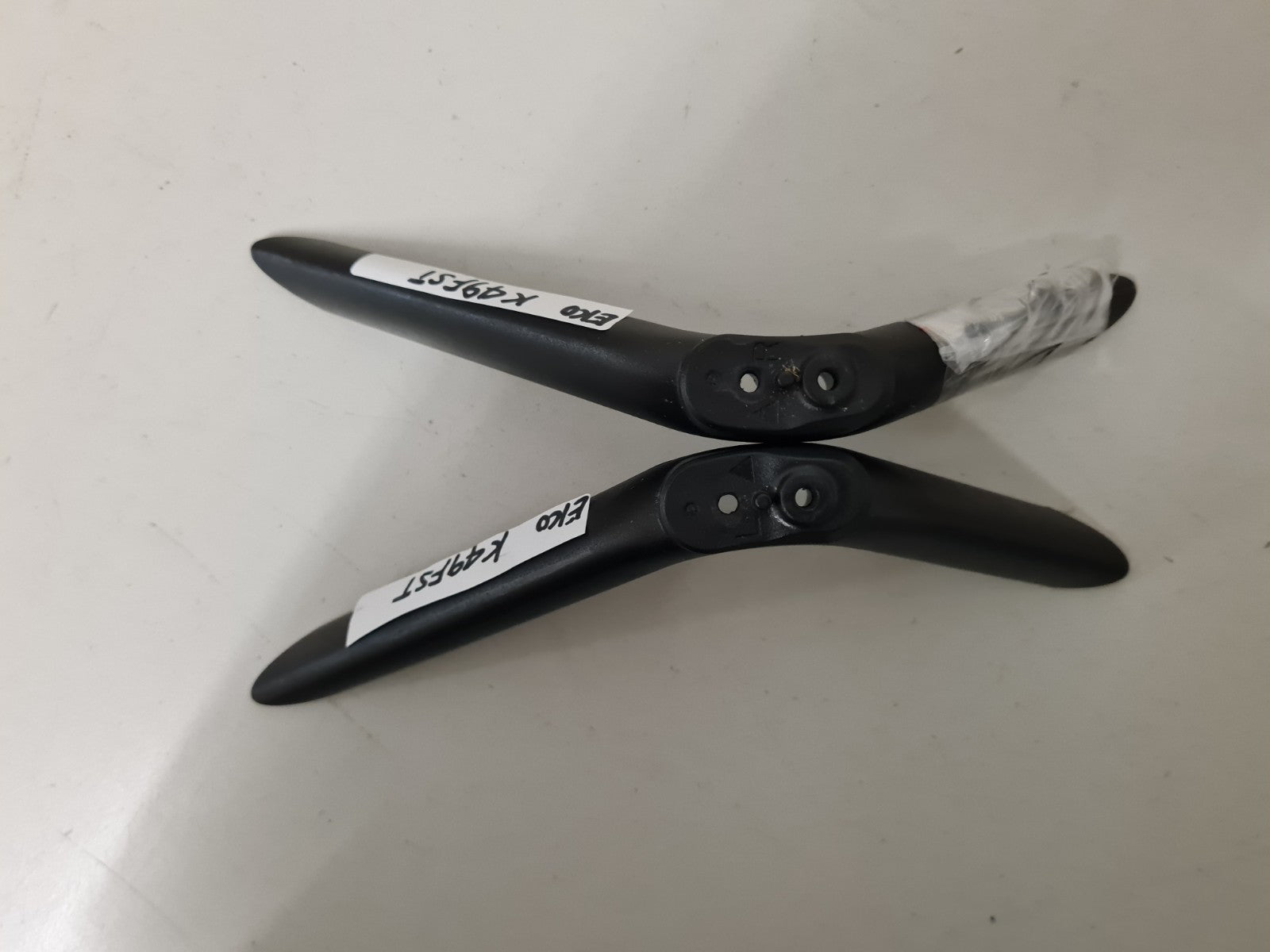 EKO K49FST L&R FEET & SCREWS