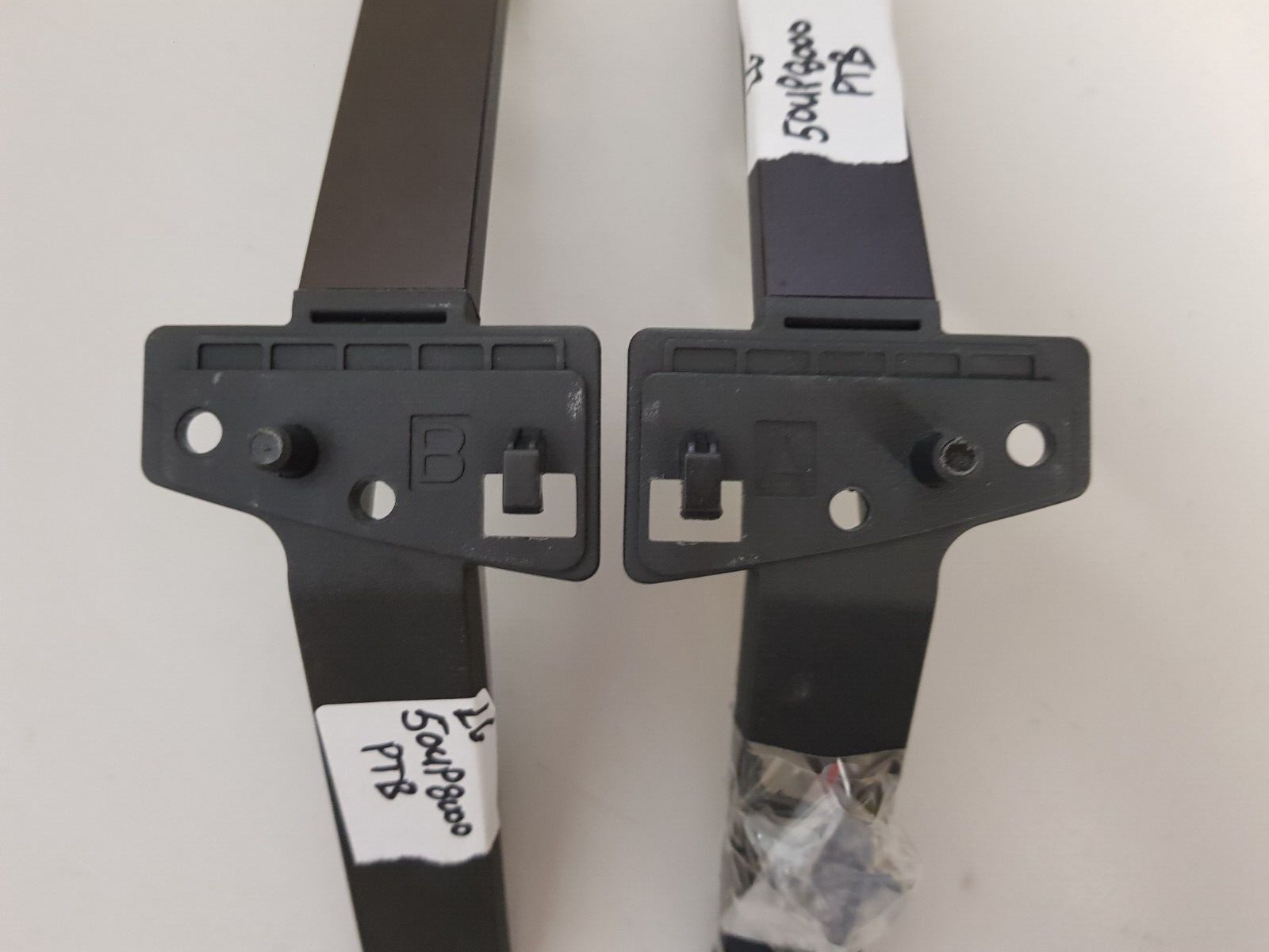 GENUINE LG 50UP8000 PTB L&R FEET & SCREWS