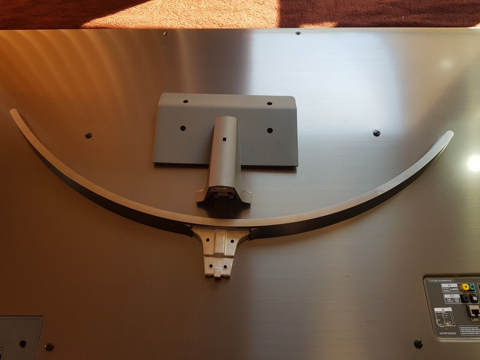 GENUINE LG 75SK8000PTA STAND & SCREWS
