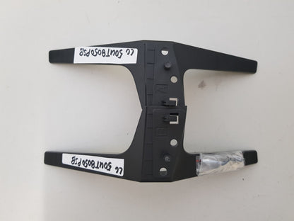 LG 50UT8050PSB L&R FEET & SCREWS