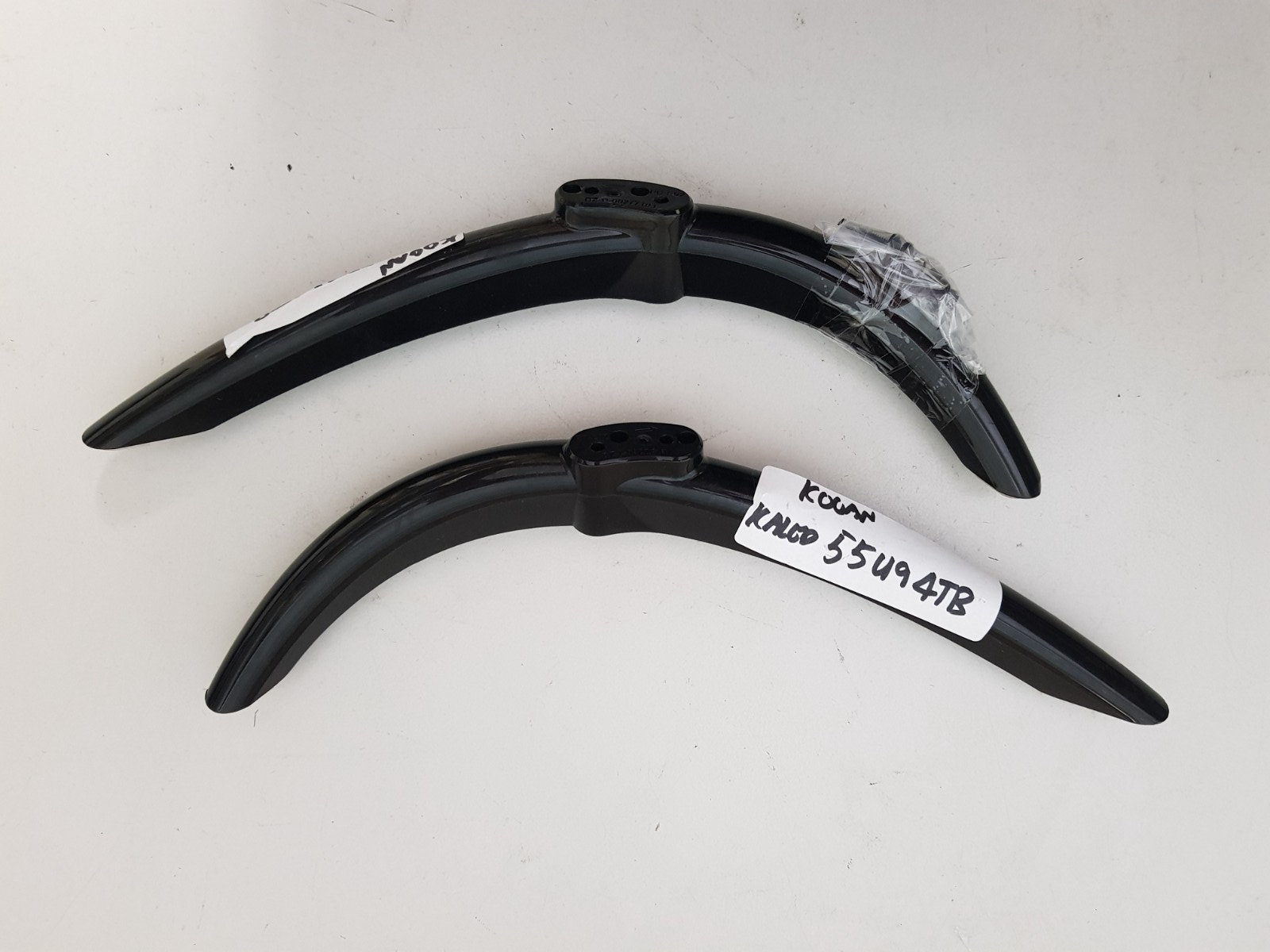 KOGAN KALED55U94TB L&R FEET & SCREWS
