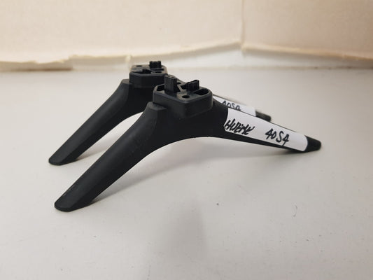 HISENSE 40S4 L&R FEET & SCREWS