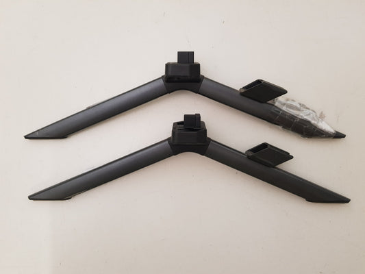 HISENSE 50A7HAU L&R FEET & SCREWS