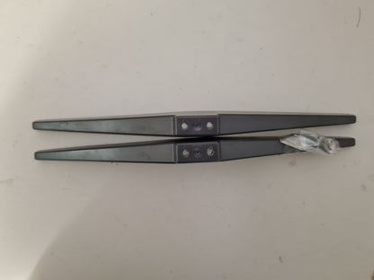 FFALCON FF75U64 L&R FEET & SCREWS