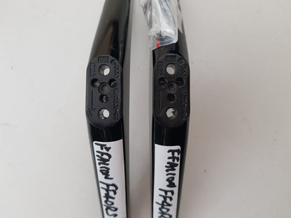 FFALCON FF40RS52 L&R FEET & SCREWS