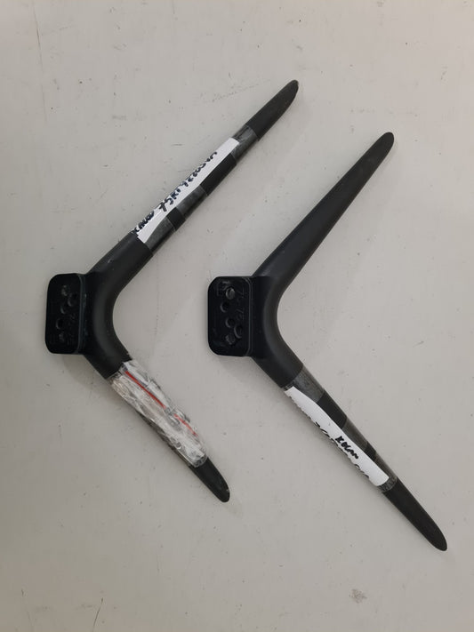 KOGAN KALED75RT9220SVA L&R FEET & SCREWS