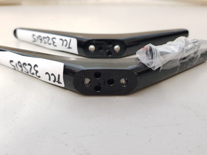 GENUINE TCL 32S615 L&R FEET & SCREWS