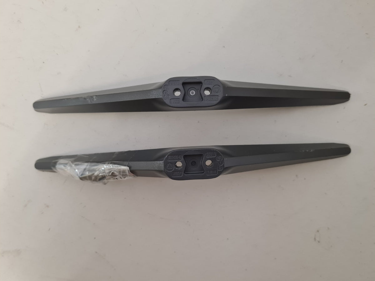 FFALCON FF55U64 L&R FEET & SCREWS