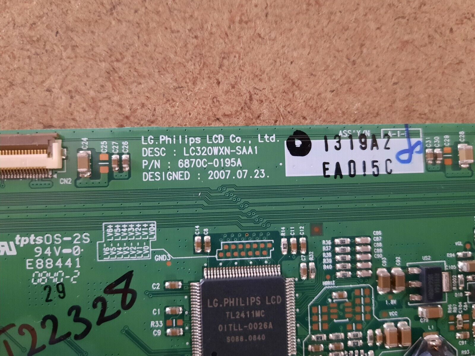 GENUINE TOSHIBA 32AV933 T-Con Board - LC320WXN-SAA1 6870C-0195A