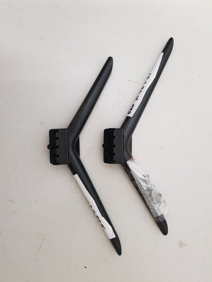 EKO K42FST L&R FEET & SCREWS