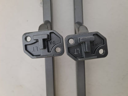 HISENSE 55U6KAU L&R FEET & SCREWS