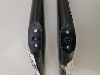 GENUINE BAUHN ATV55UHDW-0124 L&R FEET & SCREWS.