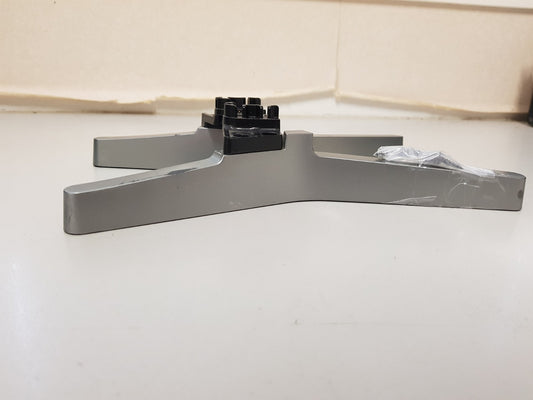 HISENSE 50N6 L&R FEET & SCREWS